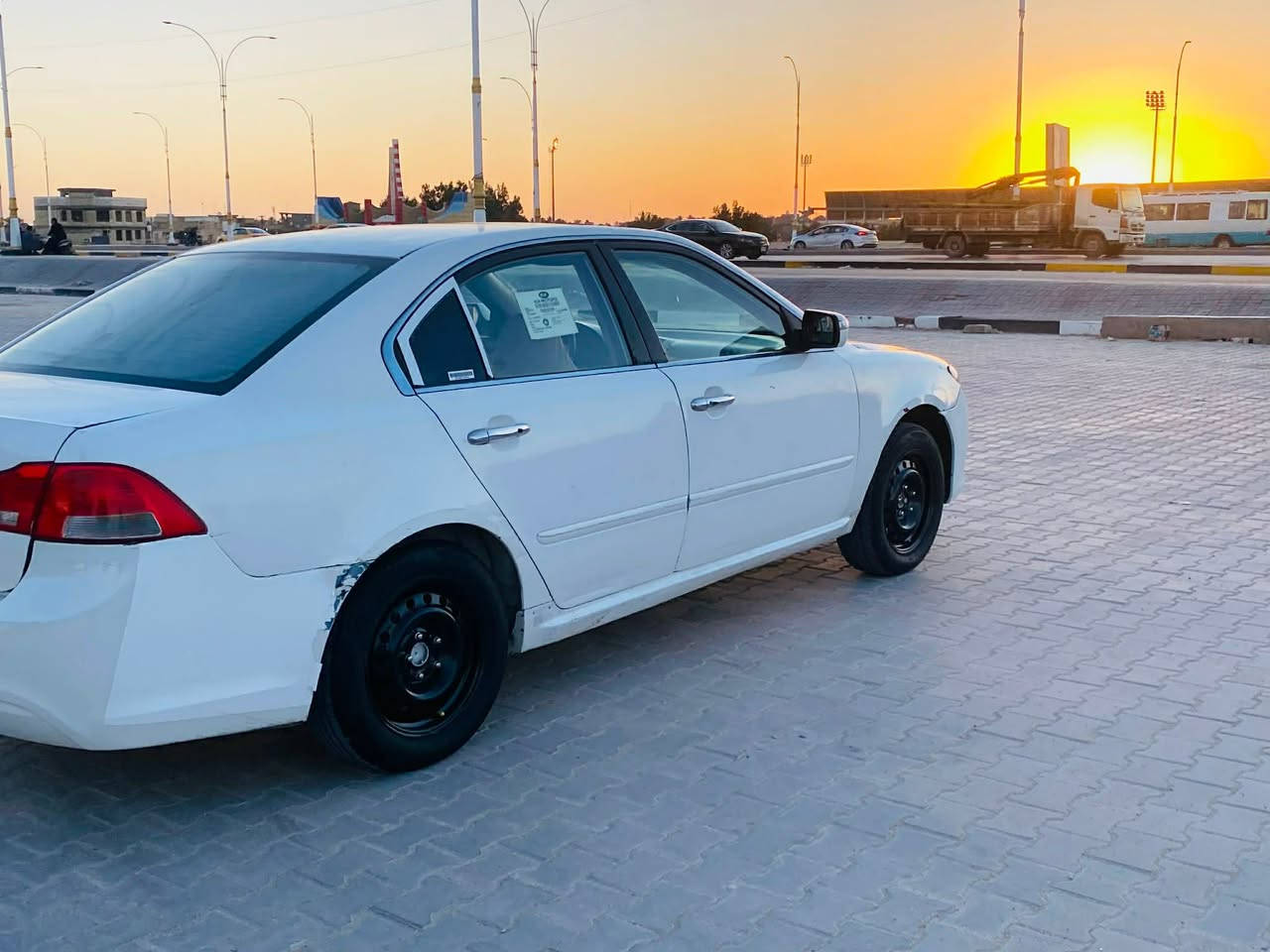 السلام عليكم اوبتيما للبيع. 2010 فول مواصفات 1/1 فتحه بصمه سنويه جديده رقم قادسيه مميز مكان سماوه تحويل مباشر سياره جاهزه مكينه كير حداديه تخم تاير ملاحظه ؟؟ سياره بيها كصه فخذه سعر 76 وبيها مجال لشراي استفسار انتصاال عل رقم ***********
