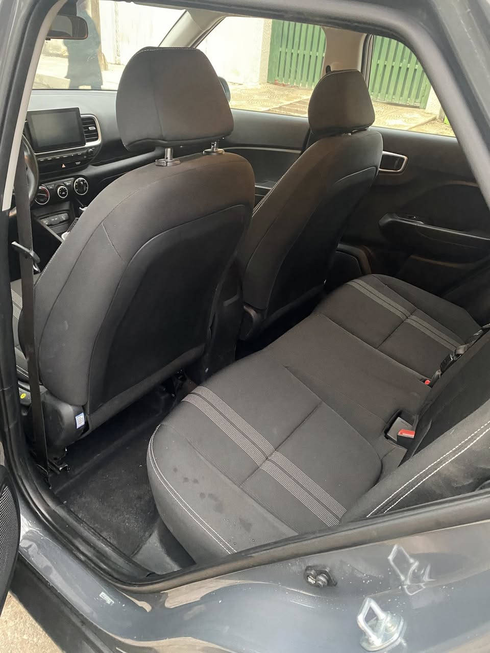 سلام عليكم
هونداي فينو 2024 
ماشيه8000mil
بصمة +تشغيل عن بعد 
شاشه دجتل 
كشن تدفئة+ ستيرن تدفئة  
6وضعيات قياده
كار بلي واير ليس 
تحديد مسار نقطة عمياء رادار امامي
نغمة ترحيب 
شاشة كبيرة الحجم
ضرر جاملغ امامي جهة نفر صبغ بدون داخل 
ايربك بردة جهة النفر وايربك ستيرن 
سياره كاتي تترقم جميع المحافظات الشماليه 
للاستفسار 
***********
***********
