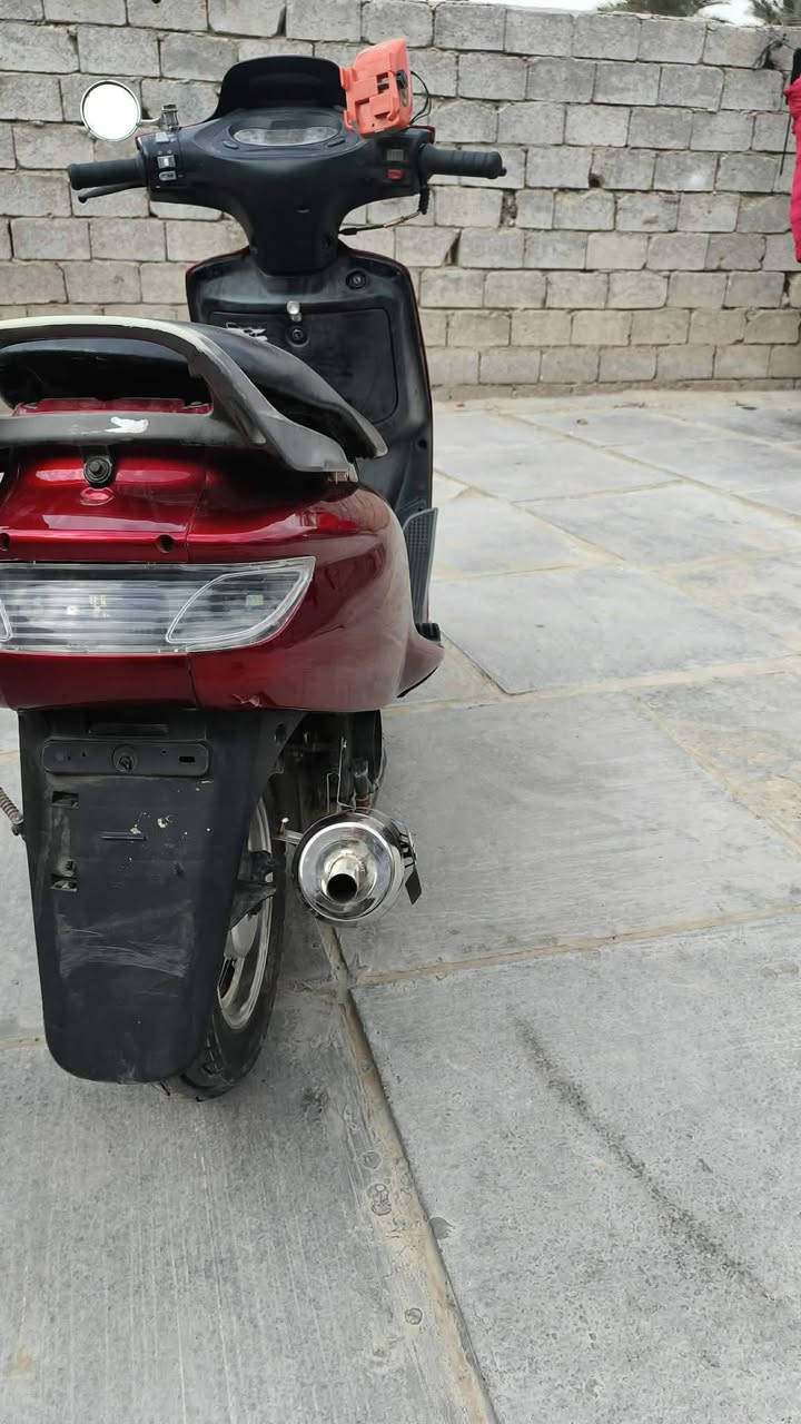 السلام عليكم دراجه فحل لبيع مفتوحة مره وحده مبدل بيه راصطه مال دهن شلعه تخبل السعر 550وبيه مجال***********
