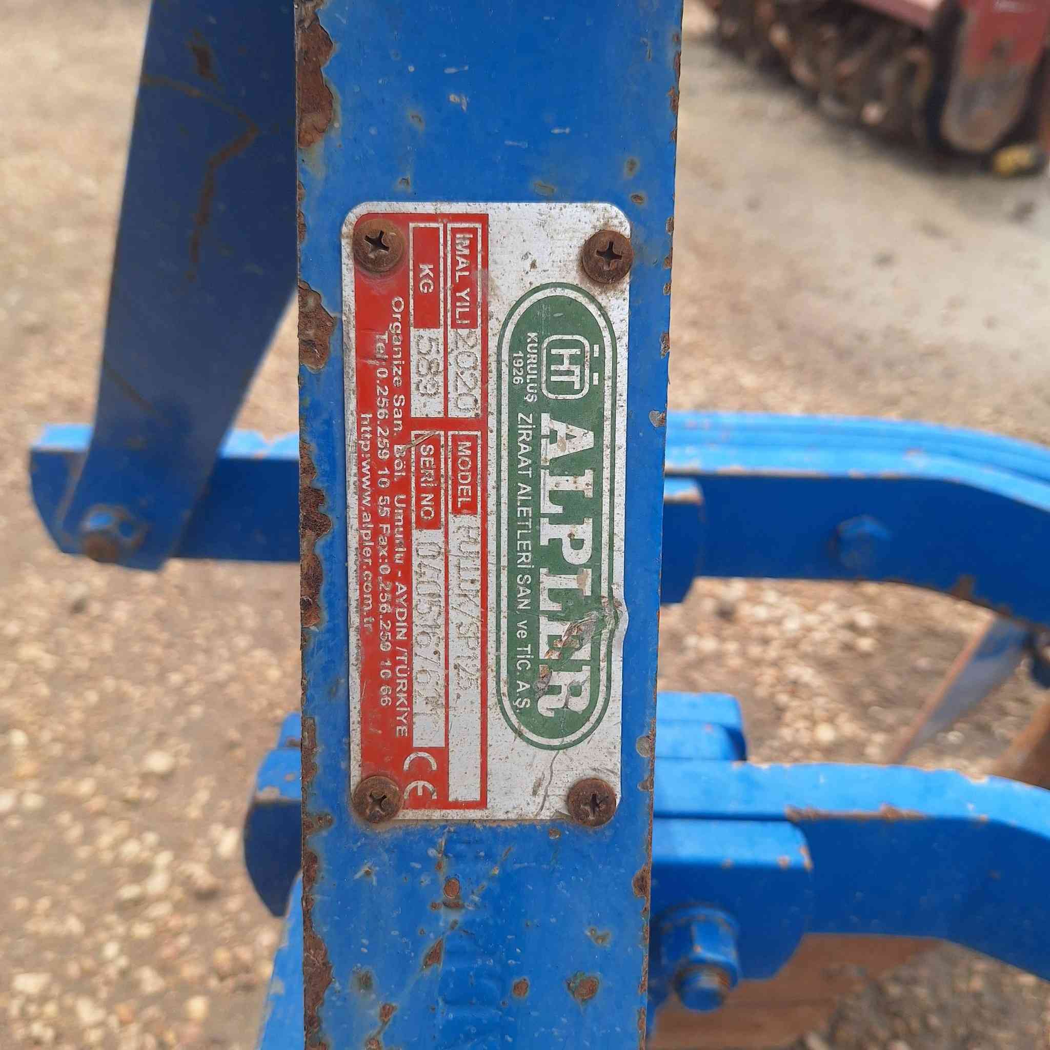 فدان تركي البير حجم ١٢ موديل ٢٠٢٠ جديد اي لحيم ولا كسر ولا فطر سجج الشركه بي . المكان/بابل الكفل
للاستفسار/***********
