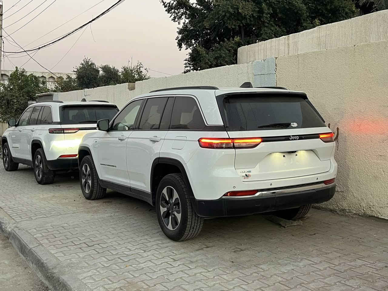 جيب شيروكي (هايبرد)
جيب  شيروكي عدد 2

موديل2024
1-كلين 
2-بدون صبغ
دخول جديد

المكان -بغداد- العامريه

للاستفسار
***********
***********
