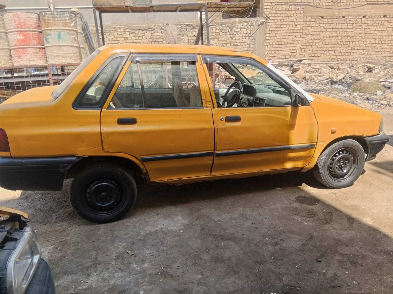 سايبا موديل11سيارة جاهزه كلشي كبال عينك سياره رقم الماني المكينه بيهه تبخير الباقي جاهزه السيارة من كلشي السعر 7ورقات مكاني بغداد بدون راعي اتكفل سرقه وعشاير اي استفسار اتصل ***********
