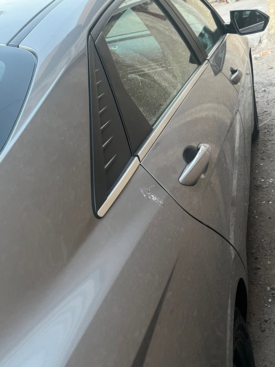 سلام عليكم عندي الانترا للبيع موديل 2023 سيارة فول مواصفات السيارة هايبرد
شاشة متصلة 
خزن مقاعد 
تدفة مقاعد 
بنوراما 
شمعات داخلية بلادي متغيرة الالوان 
سيارة بعد بيها هواي موصفات 
سيارة وارد أمريكي داخلة سيارة كلين يعني ما بيها ضربها بل عراق صار بيها حالوب 
للاستفسار ***********
