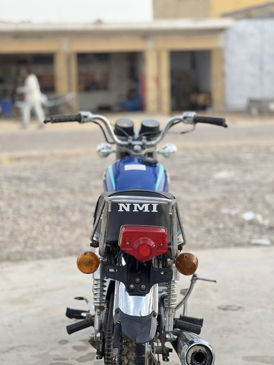 سلام عليكم دراجة نامه برو اوراق اصولي بوجهك الترقيم شلعه شك الكاع شرط ع 3تعلك سعره 775وبيه مجال الطيبين مكاني ناصريه قلعه سكر ***********
