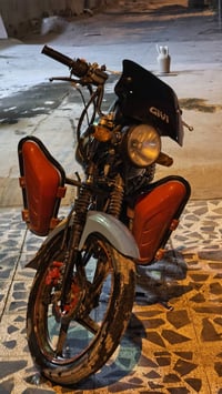 شاينك 24 / 5 گير مكينه مكفولة دراجة نضيفة ماشية 16 الف مابيها اي مشكلة...