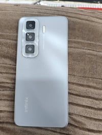 انفنكس هوت ٥٠ • ذاكرة ٥١٢ • واتساب