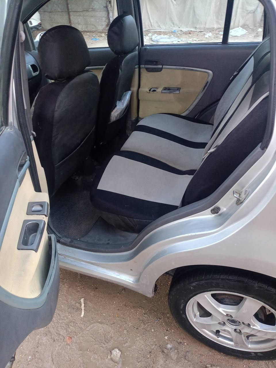 السلام عليكم
سياره اي وان 

نجف 

كير مكينه تبريد شغال

الرقم ***********

السعر 35 وبي مجال
