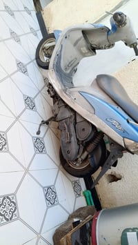 للبيع ماكس منغولي بآلة صارلهة اشهر من طلعت من الحاوية  800 وبيهة مجال ...