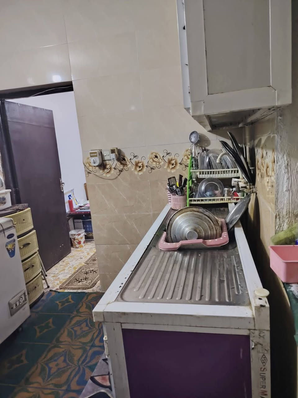 دار الإيجار طابقين موقع بستان حلو خلف المنزل مساحه 150 متر طابق الارضي غرف نوم وهول استقبال ومطبخ وصحيات وكراج وصحيات خارجيه
طابق ثاني غرف نوم
مبلغ الإيجار 600 مع مقدمه
مراجعه مكتب الأهرام لعقار والمقالات شارع 60قرب مجمع الضامن الطبي *********** بيه واتساب ***********
