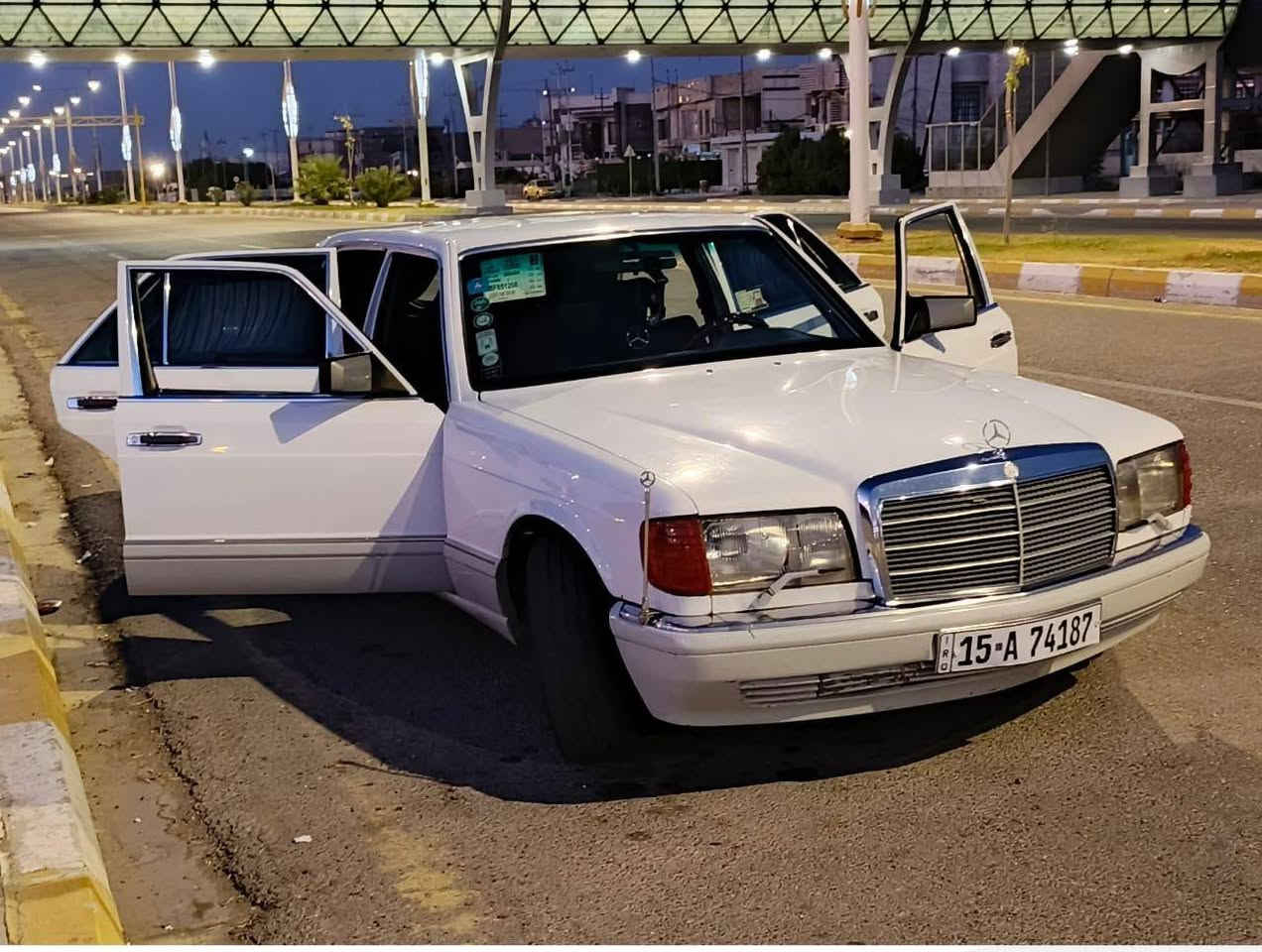 سلام عليكم للبيع مارسدس  s300 سياره جاهزه من كلشي كير ومكينه بلاد عنكبوت مكينه جديده كير جديد
تخم تاير بيها جديد
صدر أمامي وخلفي كله جديد
دبل فيت بم
كهربائيات كلها شغاله 
اربع جام فتحه السياره
موديل 91اصل 
تبريد شغال بيها ثلج 
بيها ضربه بل جاملغ عكس السايق  بدون شواصي مابيهن شي
سياره جاهزه من كلشي عليها ادامه كامله
ترايك وين متريد تحويل مباشر 
السعر 90  وبيها مجال سياره جديده  
العنوان بغداد بسمايه رقم الهاتف+9647783169990


**إذا كنت صاحب هذا الإعلان وتريد حذفه لأي سبب، رجاءا أرسل رسالة إلى الدعم الفني**