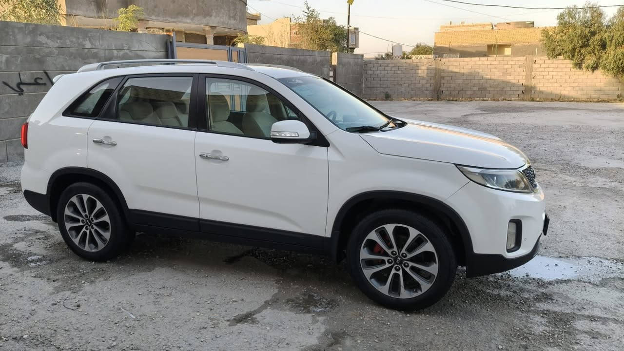 سورنتو موديل 2013 وارد خليجي كفاله عامه من ضربه وصبغ وتبديل فقط بارد كد شبر 7 راكب مكينه وكير 6 سلندر توني شاده حداديه جديده تبريد 3 قطع رقم شمالي سنويه ل 31 وهزه جدده السعر 180 وبيه مجال ***********
***********
