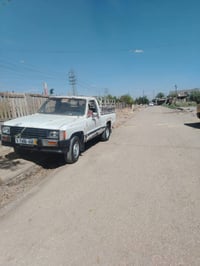 بيكم تيوتا ٨٥ للبيع أدوات السياره ابيعلك كوم حديد جاهزه كير محرك مكفول...