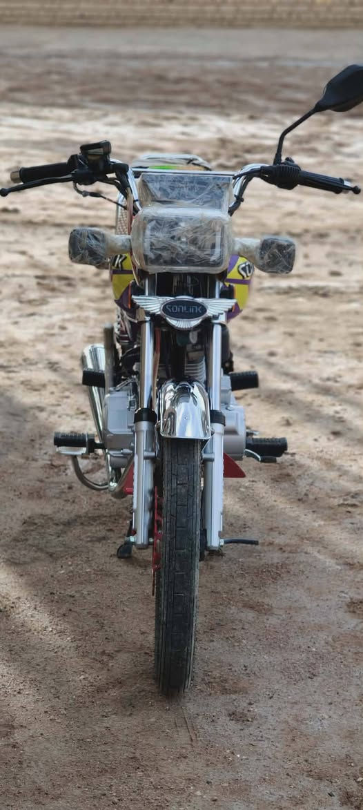 دراجه سونك اوراق سنگر موديل 2025 طالعه شهر 9 مكان ذي قار سيددخيل السعر 825 بيه مجال


**إذا كنت صاحب هذا الإعلان وتريد حذفه لأي سبب، رجاءا أرسل رسالة إلى الدعم الفني**