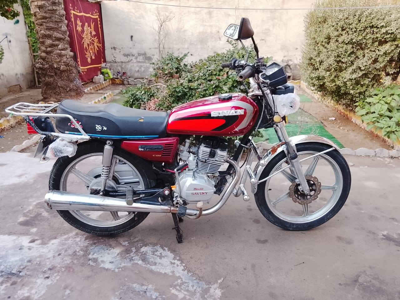 دراجه للبيع السعر 475 بيه مجال جديده كهربائيات كله شغاله مكفوله من كلشي موديل 21  وياها منافيس عنواني الرمادي حي ضباط للاستفسار على رقم ***********
