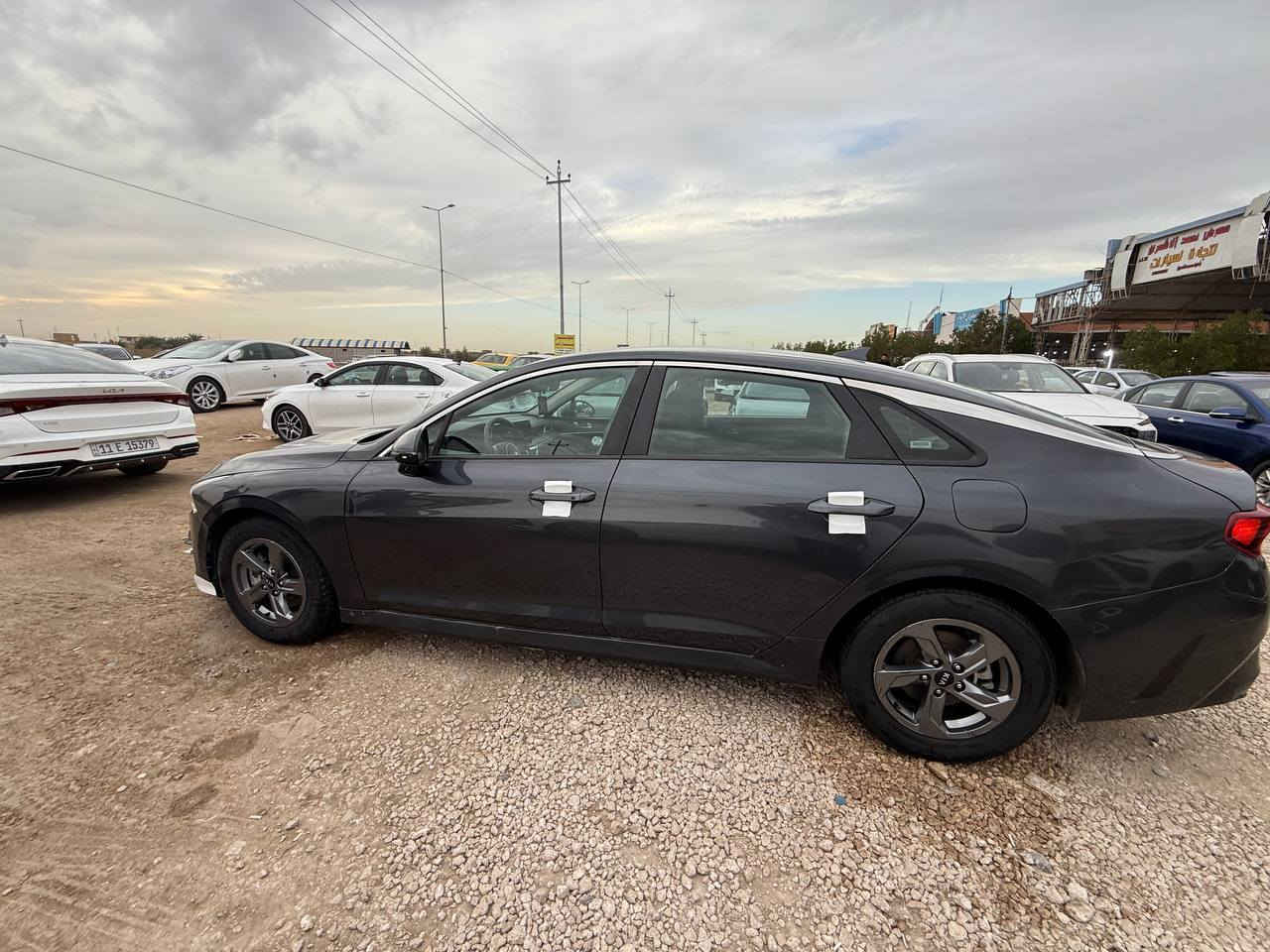 السلام عليكم 
للبيع كي فايف مديل 2021 محرك 1600 تيربو مواصفات فول ماعدا الفتحه حادث امريكا جاملغين الامامي ورشات صبغ فقط السعر 137 وبيها مجال الشراي المكان السماوه الرميثه الاستفسار الاتصال ع الرقم ***********
