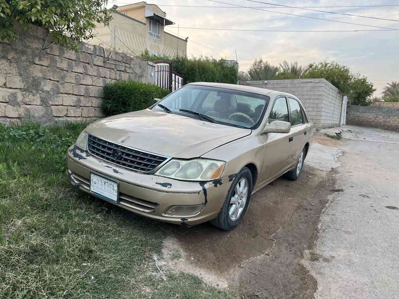 افلون 2000
للبيع سياره جاهزه من كلشي نص فول 
تحتاج تعمير شويه 
ترايك وين ما تريد 
السعر 60 وبيها مجال 
للأستفسار ***********
