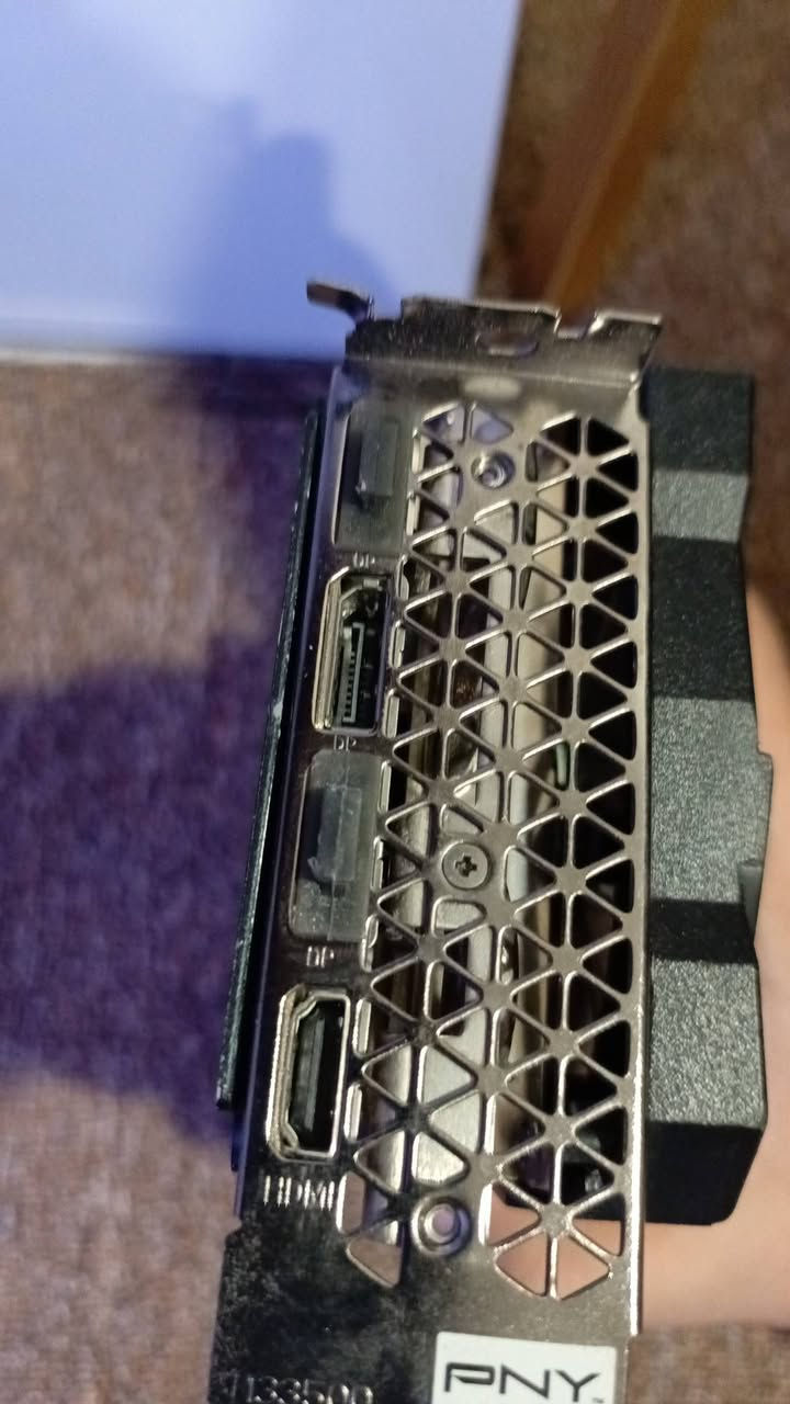 سلام عليكم
كرت شاشة 
Rtx 3070 pny dual fan 
بي مشكلة لمن اشغله يطلع خطوط خضرة 
ابيعه عله وضعه


**إذا كنت صاحب هذا الإعلان وتريد حذفه لأي سبب، رجاءا أرسل رسالة إلى الدعم الفني**