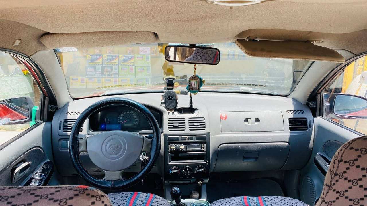 السلام عليكم ورحمة الله
حياكم الله اخواني 
كيا ريو مديل 2004
رقم انكليزي بابل 18
كفالة من الضربة 
كير محرك نظيفات جداً
تبريد تدفئة شغالة 
تخم تاير 
باتري جديد 
سلف جديد 
فيتبم كذالك 
الأرضية جلد دواخل نظيفة 
السعر 36 وبيها مجال 
للاستفسار ***********
