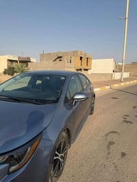 كورلا 22  حادثه دعاميه مفتوحه و4 اصابع بالبنيد صبغ وبالعراق صار بيه تب...