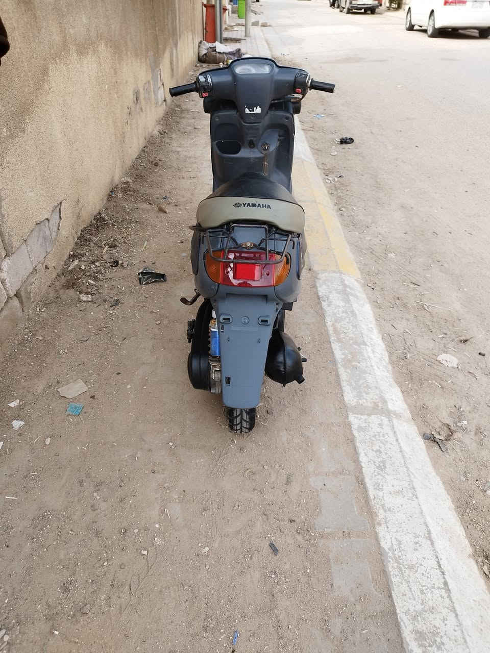 دراجه منغولي مفتوحه مره نضيفه كلش مكينه ناعمه وشلعه قويه كهربائيات كله شغاله سلف هندر لايت اشاير بك لايت تايرات جدد دراجه حلوه سعره 325 وبيه مجال رقم  ***********
