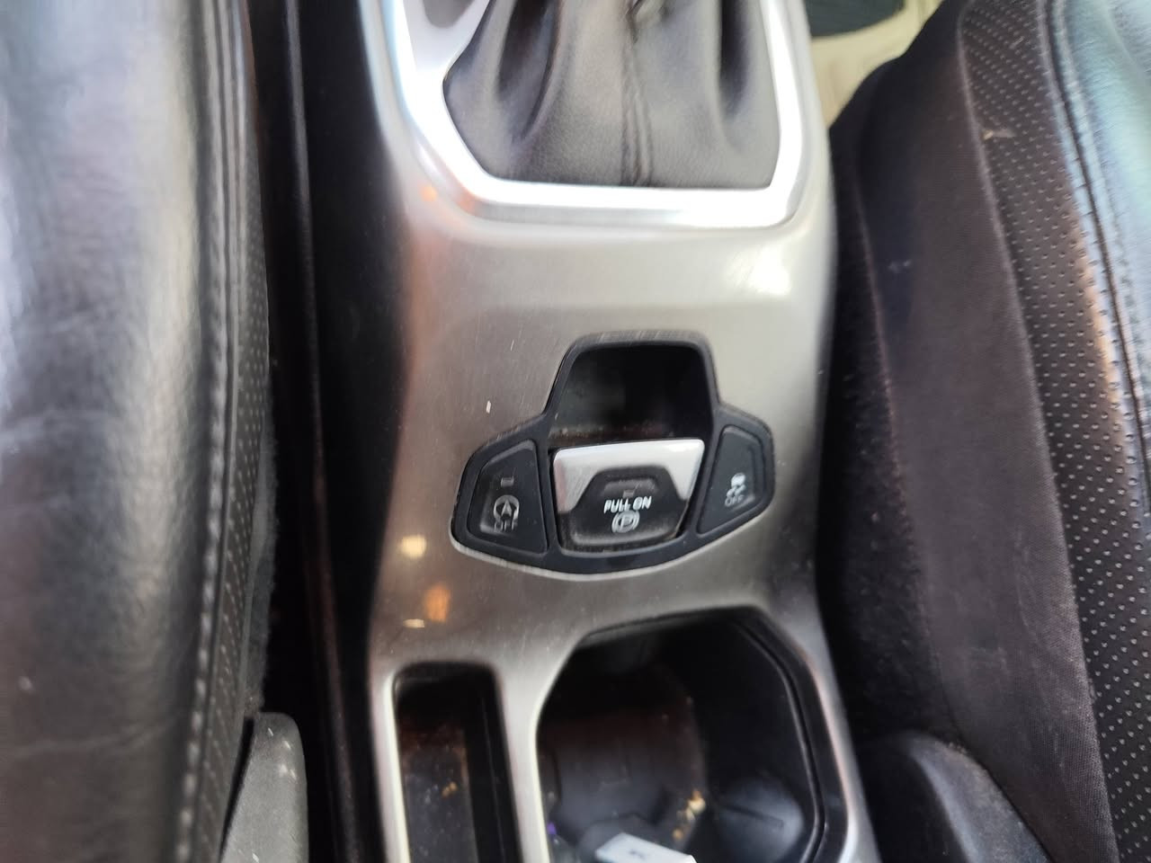 جيب رنجيد
2019

سياره LIMITED 

مواصفات بصمه بنراما تشغيل عن بعد رادارات كامره لدات مودات قياده اشاير مري فور ويل 4x4
السياره تبدل جاملغ جهة السايق وباب السايق صبغ فقط صور السونار وحادث امريكه واتساب
مكاني نجف حي الوفاء 

سعر ١٢٨ وبيه مجال 

للاتسفسار اكثر ***********او واتساب مفتوح
