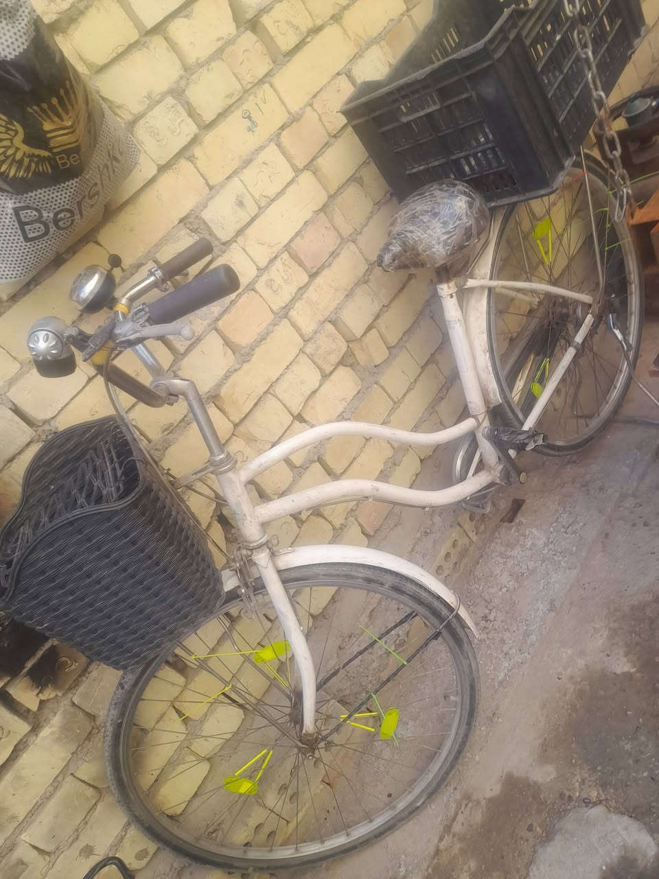 (حجم ٢٧ سعره ٥٥ الف
وحجم صغير ٣٥ الف
***********
مكاني الشعلة      واتسسسسساب مفتوح
