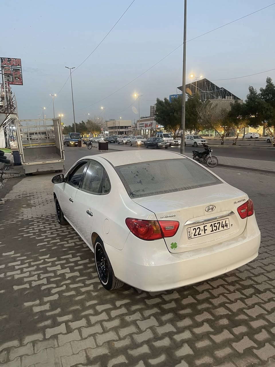 سلام عليكم
النترا خليجي 2010 رقم اربيل دولي بيها ربع الجاملغ صوب السايق صبغ وكارت بالبنيد فقط 
سياره جاهزه كير مكينه حداديه تبريد سعر ١١٣ وبيها مجال 
مكان السياره نجف حي العسكري ***********
