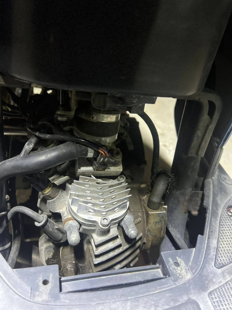 مكينه بوشه  63
جوين عدل KS
جويتر 32
كور جيسو
ولفات جيسو
شيال اصلي
صدر امامي اصلي
ويل وره كدام اصلي
كفرات الدراجه كله اصلي
يدات بريك اصلي دسك
جك اصلي
صالنصه اصلي
دشبول شاشه شغاله
نوزل
تجي على الفحص ول دراجه معروفه عد منو جانت سعره مليونين وا 150وبيه مجال  مكاني نجف الاشرف حي غدير رقمي ***********
