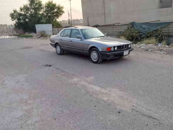 للبيع بي ام موديل 91حجم 735 صلاح الدين مشروع وطني رقم موبايل *********** سعر 45$مكاني بغداد بسمي محرك وكير مكفولات دواخل جلد نضيفة كهربائيات وكيجات وجام كله شغال سلايد روف سغال سيارة لاضربة ولاتبديل ولاخياس حدادية جديده تخم تايرات جدد سنتر لووك اربع بوب شغال. مصبوغه جمالية شراي يتصل
