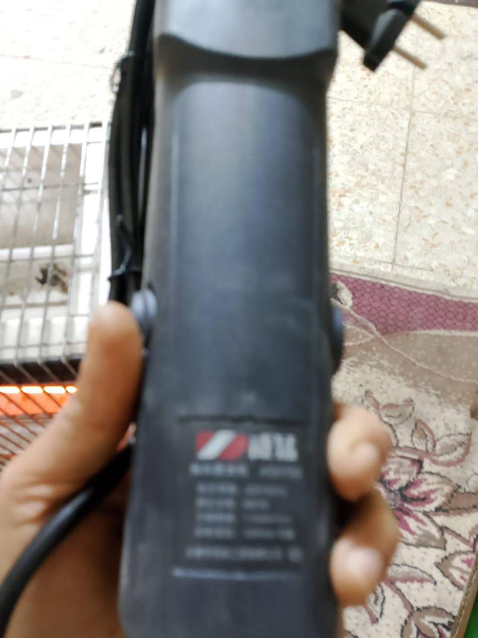 السلام عليكم ورحمه الله 🩷
جديد غير مستخدم. 
استيراد خاص 
كوسره حجم صغير 
ودريل. 850واط للخلط المادة والتكسير والتقشير 
  850واط حقيقي. استيراد خاصة  السعر 50الف العنوان التميميه لايوجد توصيل
***********
