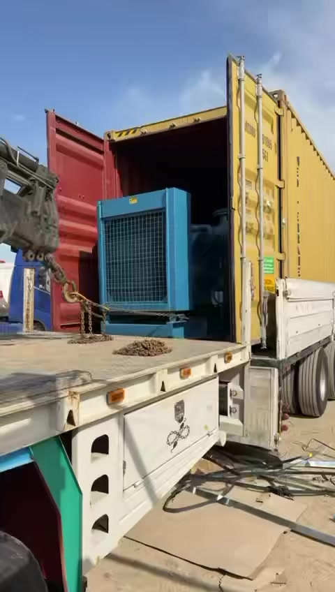 السلام عليكم. اخوان لمعرف الاسعار يجب الاتصال على وتساب  او الاتصال المباشر  رجاء  ***********
 مولد مكفول  ولا برغي ما مفتوح يوجد خدمه توصيل كل المحفظات العراق 
أربيل صناعه جنوبيه
يوجد لدينا فقط مولدات سيت بلادي في مواقعنا لا تعمل على مولدات الترخيم ولا يوجد لدينا مولدات مشتغله في العراق فقط يوجد لدينا مولدات مستورده  اوربيه. بريطانيا  المانيا  هولندا  ايطاليا. فرنسا. الصين 
ابو زينب الاعرجي
