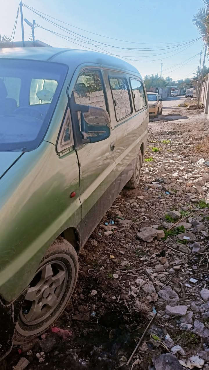 سلام عليكم ستاركس للبيع أو مراوس
ستاركس 11راكب موديل 2000محرك سوبر 3000 رقم بغداد محرك كير خير من الله بيها شاصي واحد خيال ومصلح مابيها ضربه سياره أحلا من صور عارضها بـ 50 مكاني بغداد ***********
