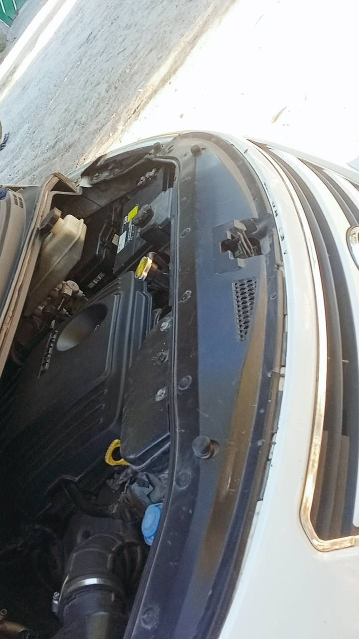 السلام عليكم استاركس للبيع موديل 2011مفتوح ومحور مسكر مكينه قبق اسود بلاديه مال 12 ✈️ سياره فول مواصفات مكفوله عده الجاملغ الخلفي صبغ فقط السياره بسمي وشرط المداور لاستفسار عله الرقم *********** مكان السياره بابل قضاء القاسم
