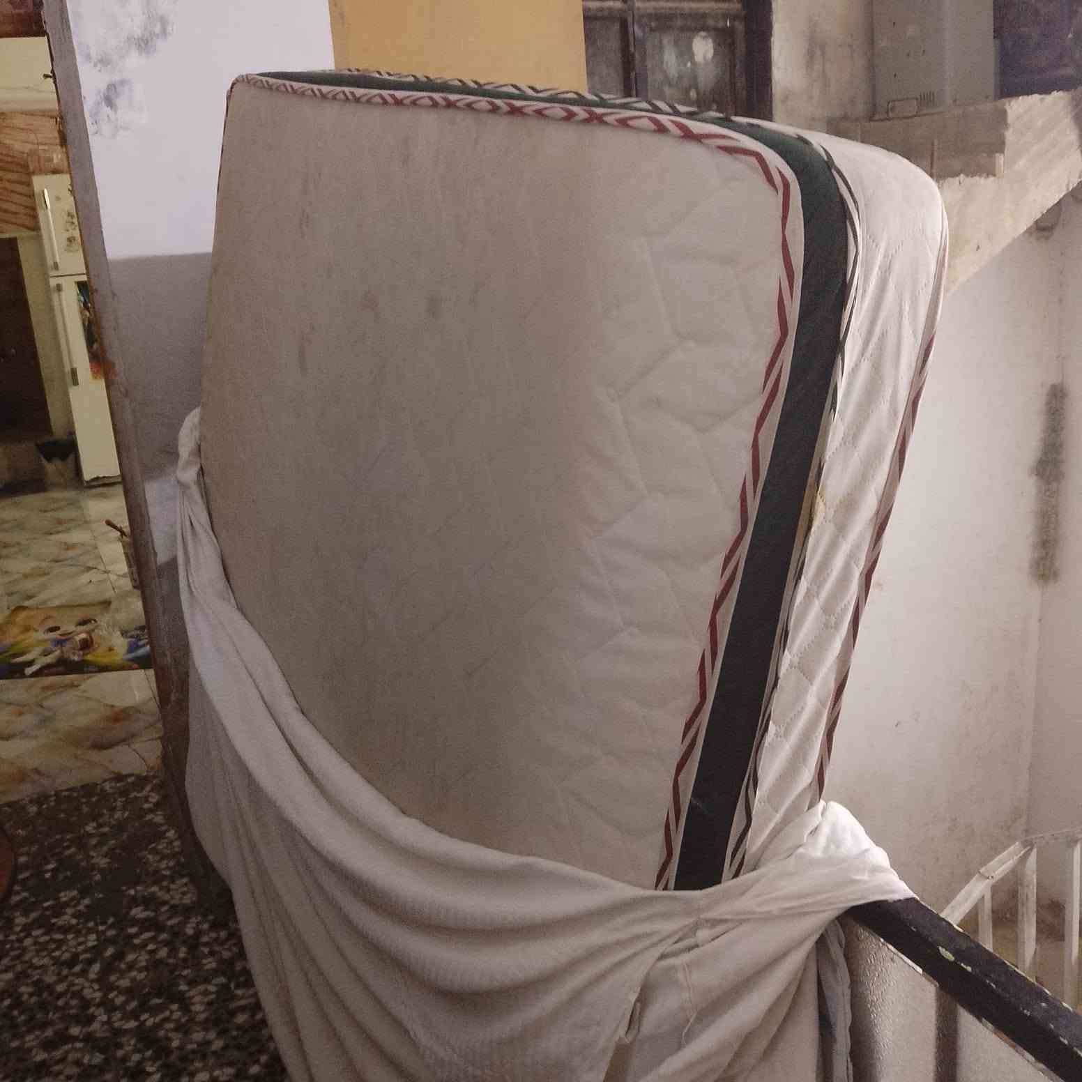 غرفه نظيفه كلش؟سعرها مليؤن وربع بيهه مجال دواشك واحد75


**إذا كنت صاحب هذا الإعلان وتريد حذفه لأي سبب، رجاءا أرسل رسالة إلى الدعم الفني**