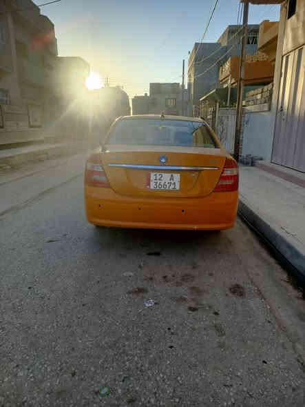 للبيع جيلي موبل 2012 محرك كير شرط هيئة غرامه صفر سنويه لي 29 دعاميه اماميه بس الصبغ طايح من الغسل ما بيها شي سعر 45 بيها مجال تفاصيل عالرقم ***********,,,,***********
