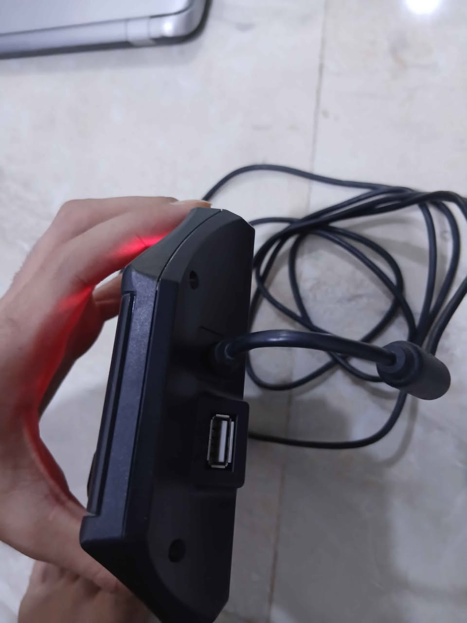 كيبورد بليستيشن احترافي للي يريد يحول البلي ماوس وكيبورد يشغل ps4  وبي مدخل usp للماوس واناره حمره تكدر تطفيها وتشغلها وتحكم بأزراره ومدخل aux للسماعات. نوعيته كلش حلوه وراقيه طول الكيبل مالته 3 امتار واكيد يدعم ويشتغل على كل الالعاب والتصفح بغداد, العراق


**إذا كنت صاحب هذا الإعلان وتريد حذفه لأي سبب، رجاءا أرسل رسالة إلى الدعم الفني**