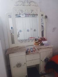 غرفة ماليزي • أبيض • حي العسكري