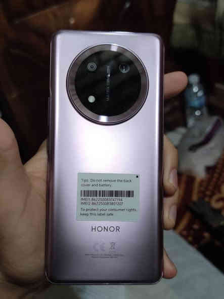 مستخدم يومين  نظافة 100٪ كامل الملحقات نسخة 12 رام ذاكرة 256  X9c  سعر 300 قفل مكاني بغداد ***********
