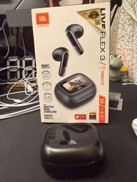 للبيع سماعات مستخدمه سبوعين فقط جدد جدا  اول وحدة ماركة jbl flex 3 من ...