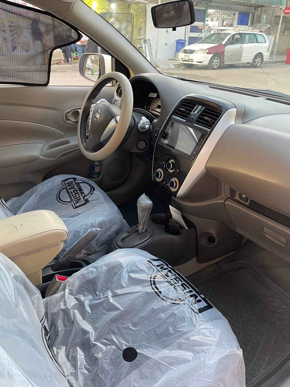 نيسان سني هندي اصل ابو لبليته الزركة
موديل 2019 سنويه منتهيه
مكينه - كير - تبريد -  كفاله
السياره بيها بارد قطعتين
 قطره صبغ مابيها 
 السعر 90
مكاني البصرة الاصمعي القديم
للاستفسار ***********
