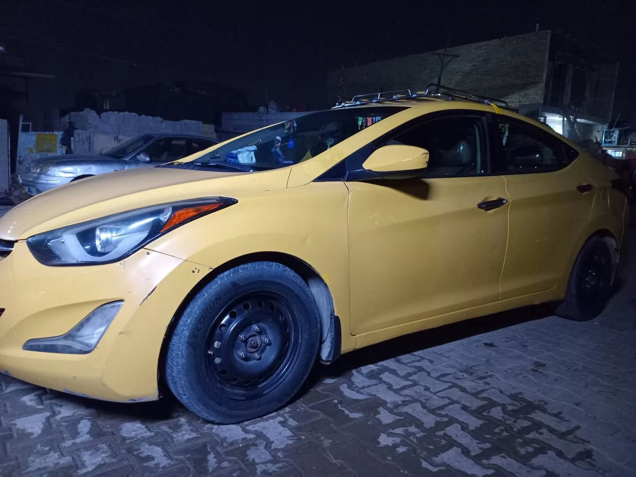 سلام عليكم سيارة النترة موديل 15كير محرك خير من الله تهم تاير باتري جدد تبريد خير من الله صدر 80بل100السعرخاص  ***********
