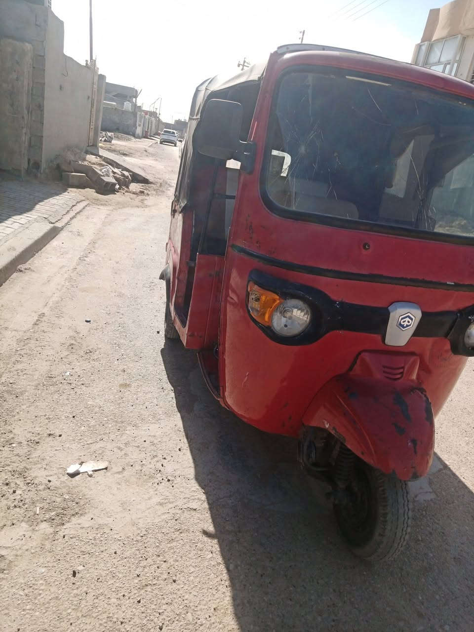 السلام عليكم تيك تيك بياجو موديل 2018 اوراقها كامله كابايات شغاله جديد تيك توك لا ضربه تيك توك عندي والفات ضعيفه مثل ما موضح بالفيديو عندي الوالفات ضعيفه العنوان مدائن سلمان باك السعر مليون و600 رقم الهاتف ***********
