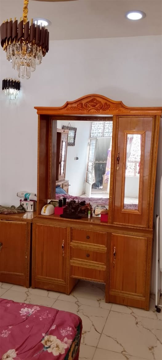 سلام عليكم للبيع ام المسرح جديده صار 4 اشهر ماخذينه سعره 900وبيه مجال مكان بغداد حي النصر ***********
