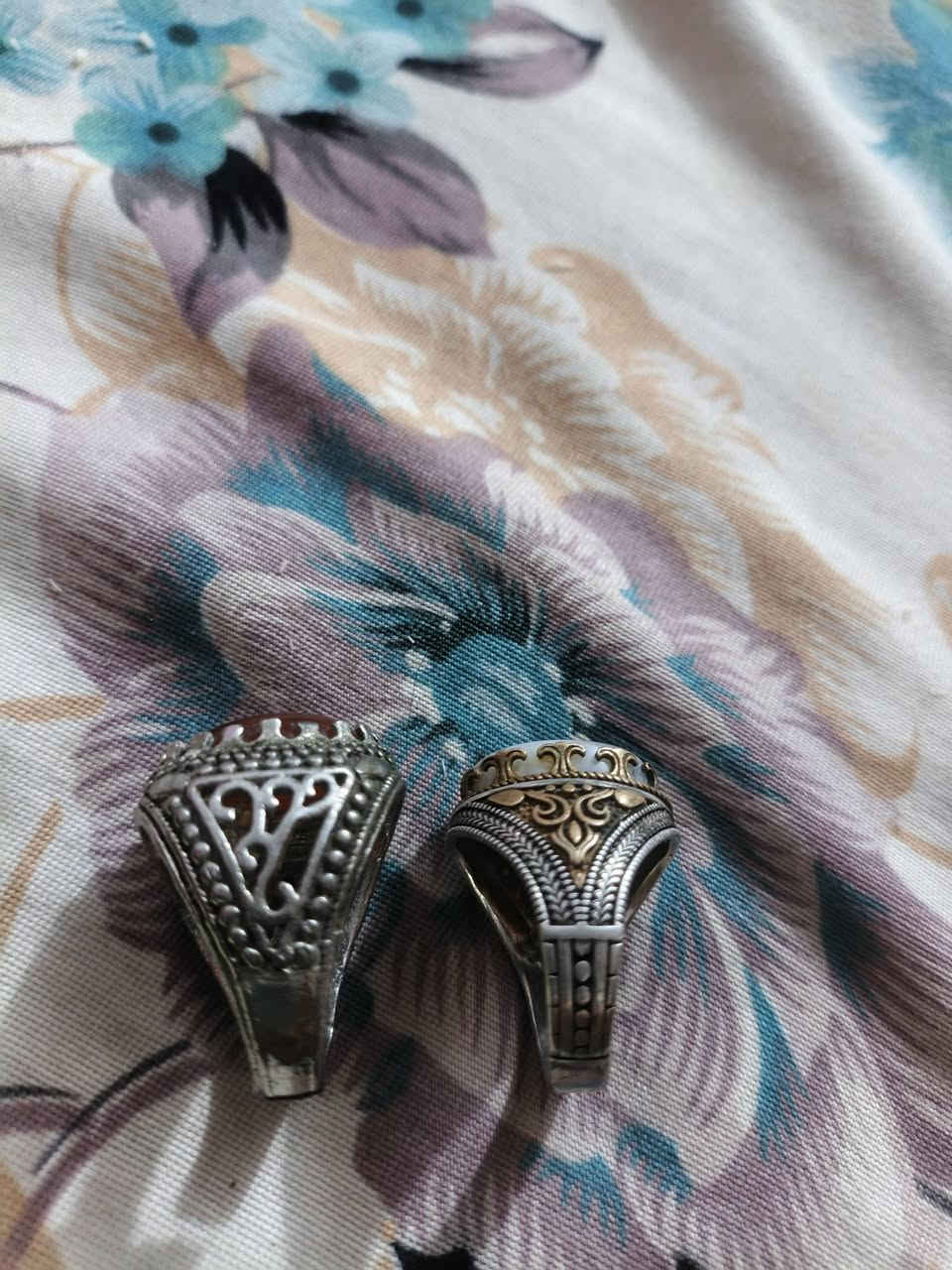 السلام عليكم محابس للبيع واحد مكسور مثل ماوضح بصوره ابيع اعلئ سعر


**إذا كنت صاحب هذا الإعلان وتريد حذفه لأي سبب، رجاءا أرسل رسالة إلى الدعم الفني**