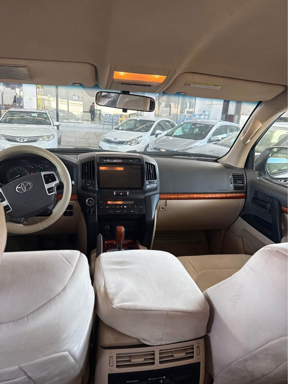 لاند كروزه رمويل ٢٠١٣Gxفول مواسه فات به س سلايت نيه پيش و دواى كه بس بى ليدراو ته نها يه ك بارجه بوياخه به بى ناوكرتن مكينه ى نه كراوه ته وه به شه رت سه نه وى تازه يه تا٢٠٣١به ناوى خومه وه يه سه ياره كه مالى دوسته به شه رتى كيرمكينه ده ل ئكسل كه رم وسارد هه مووكيانى له سه رشه ريكه يه فحس  هه زاوبارات تازه يه تا٢٠٣١
*********** السليمانية, العراق
