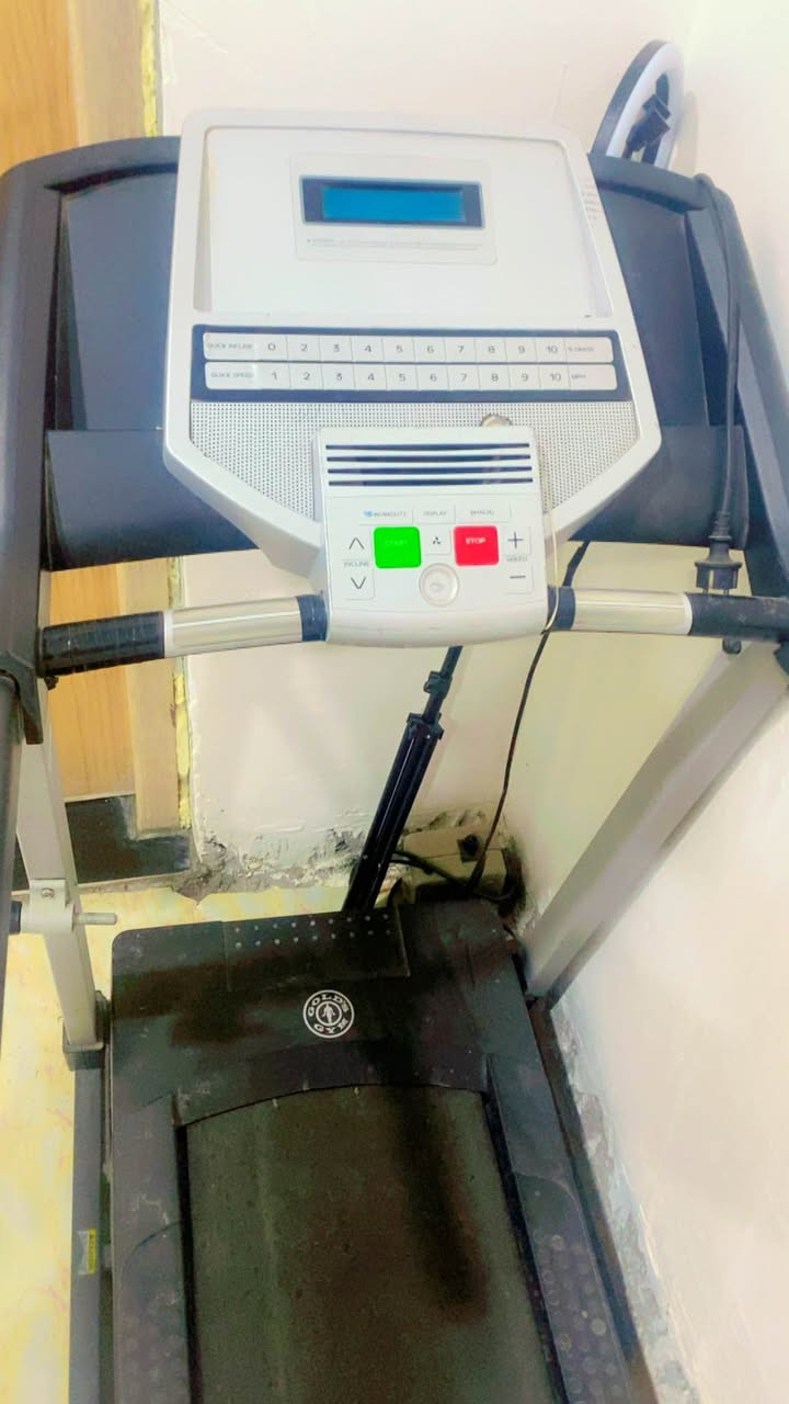 سلام عليكم جهاز جري جبلي باله اصلي مو تجاري مابي اي عطل شرط الشغل يتمحل 200كيلو سعر الجهاز 250 وبي مجال بسيط للشراي عنواني البصرة السنديه للاستفسار الاتصال *********** البصرة, العراق
