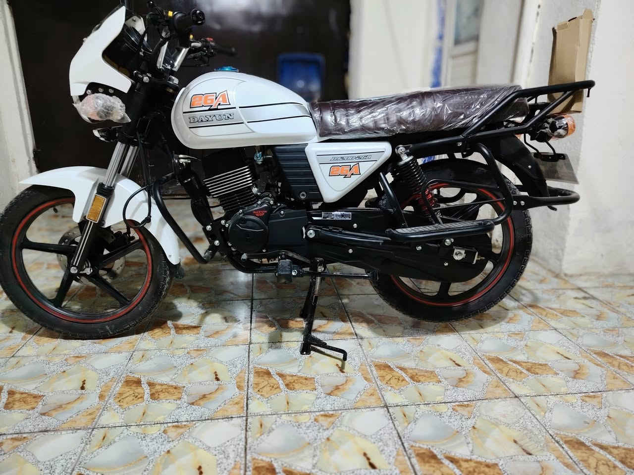 السلام عليكم دايوان نفخ شد اليوم زيرو مماشيه بعده زيرو ولا متر ماشيه مكينه ٢٠٠ كتابه حمره سويج سجينه دبل اشاره لايت لد مكاني كربلاء طوريج سعر اتصل ***********
