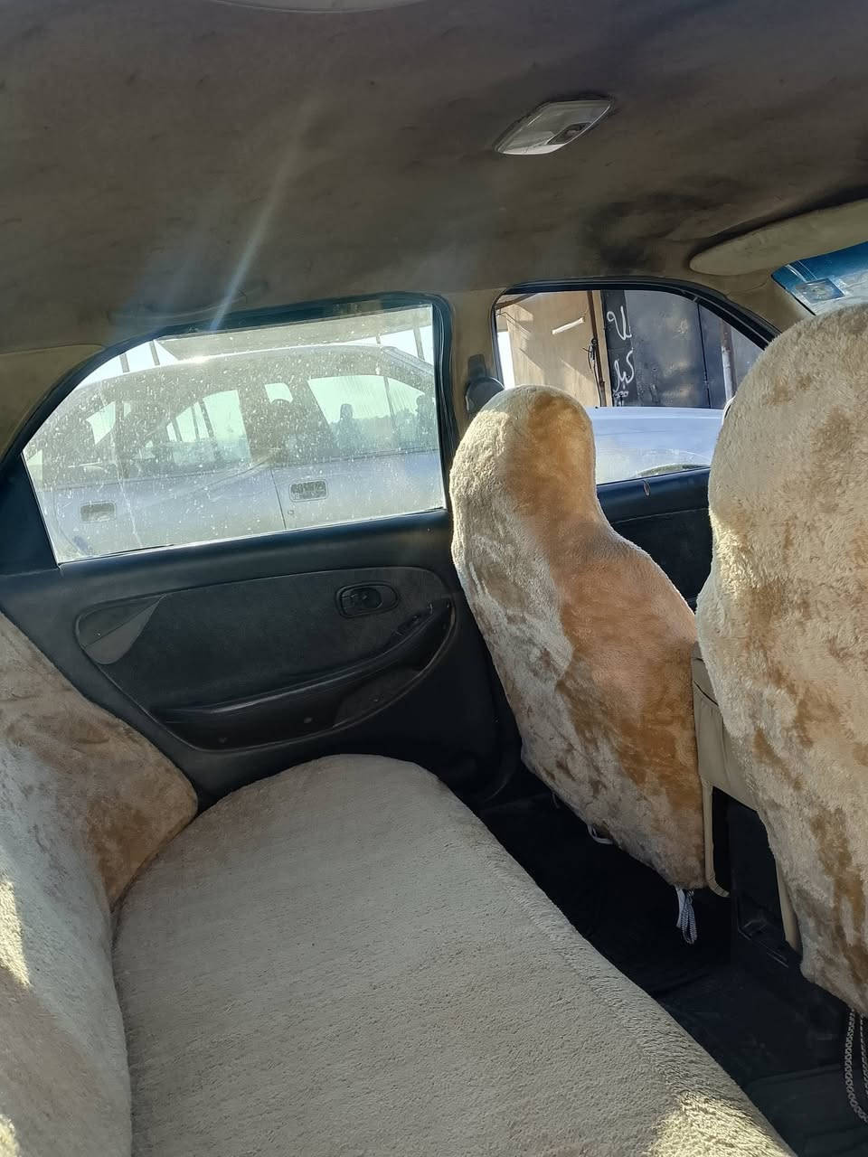 السلام عليكم للبيع كيه كريدوس موديل 95 محرك وكير شرط صدر جديد تايرات نص باتري جديد رقم انكليزي سنويه ل30 الكشر شوف العين  الاتصال على الرقم ***********السعر 35 وبيها مجال مكان صلاح الدين تكريت العلم
