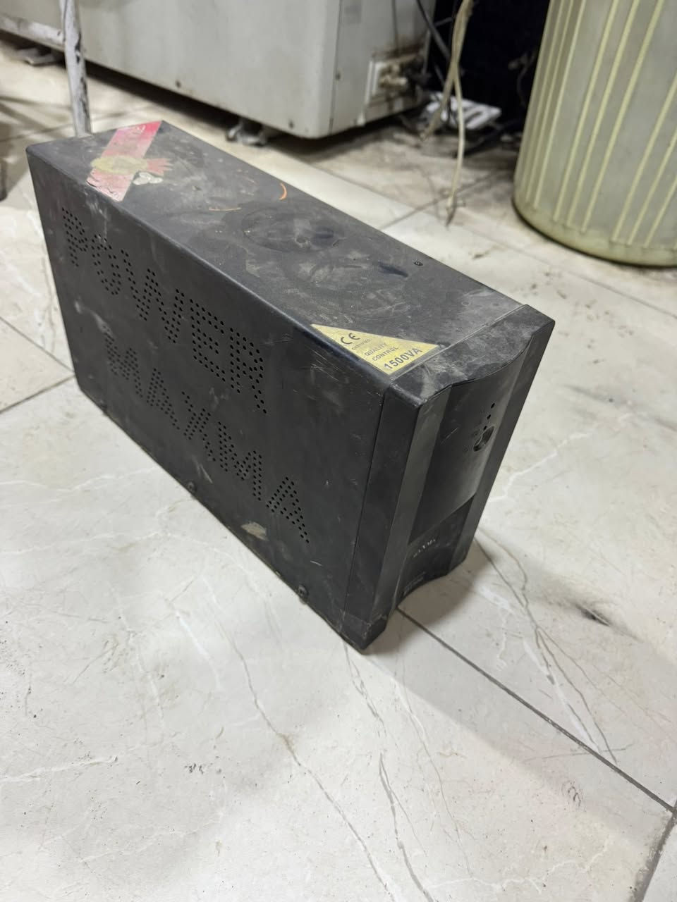 متوفر يو بي اس يحتاجلة فقط بطاريات الاستفسار خاص


**إذا كنت صاحب هذا الإعلان وتريد حذفه لأي سبب، رجاءا أرسل رسالة إلى الدعم الفني**