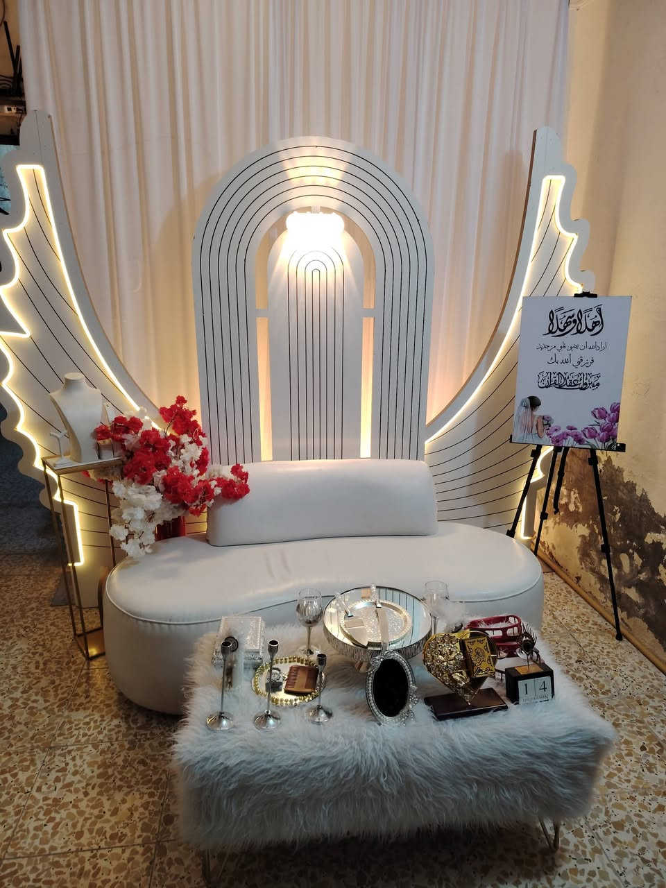 كوشات البيع مستخدم قليل ***********
